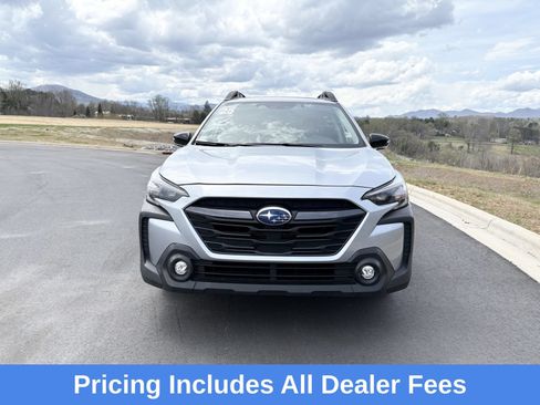 Certified 2025 Subaru Outback Premium AWD/4WD image 2
