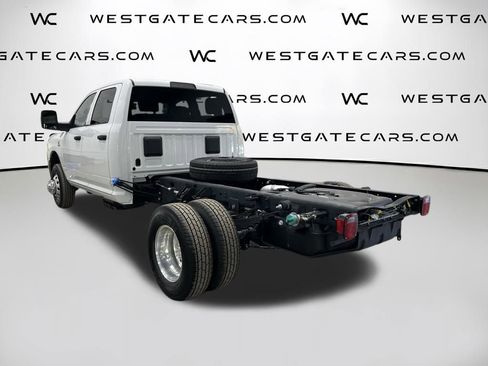 New 2025 RAM 3500 Tradesman w/ Chrome Appearance Group image 5