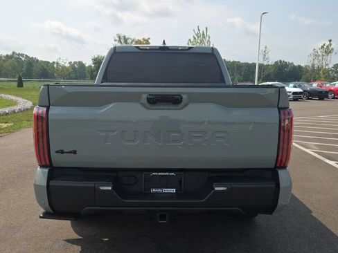 Used 2024 Toyota Tundra Limited AWD/4WD image 11