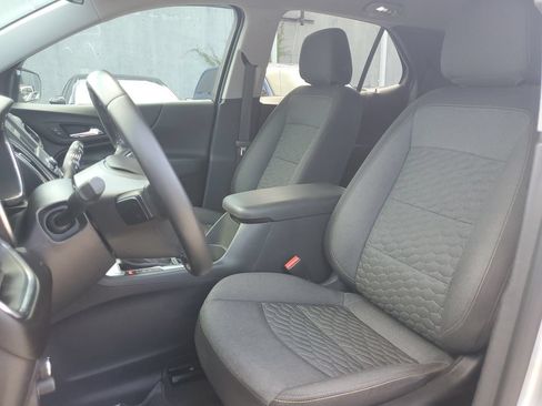 Used 2020 Chevrolet Equinox LT FWD image 21