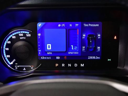 Used 2023 Ford Bronco Outer Banks AWD/4WD image 16