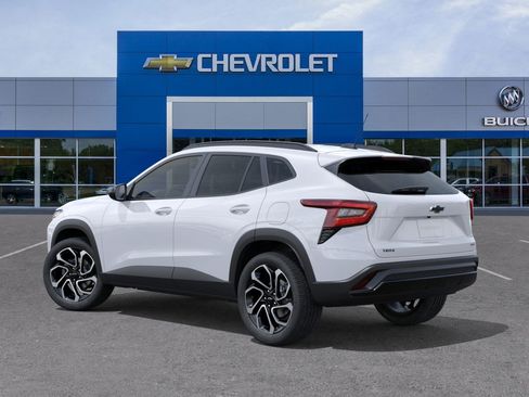 New 2025 Chevrolet Trax RS w/ Sunroof Package image 27