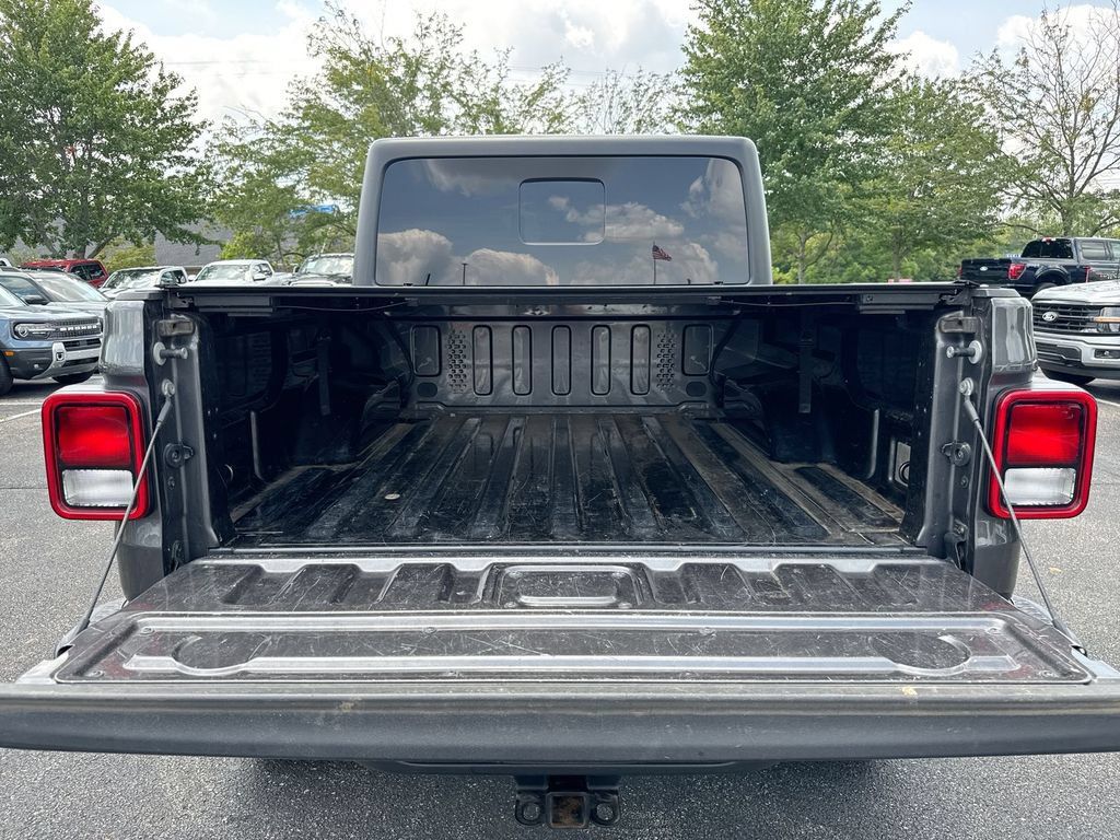 Used 2021 Jeep Gladiator Overland w/ Popular Equipment Package AWD/4WD image 24