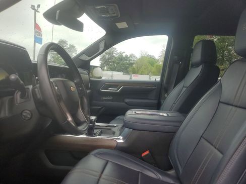 Used 2022 Chevrolet Silverado 1500 High Country w/ High Country Premium Package image 8