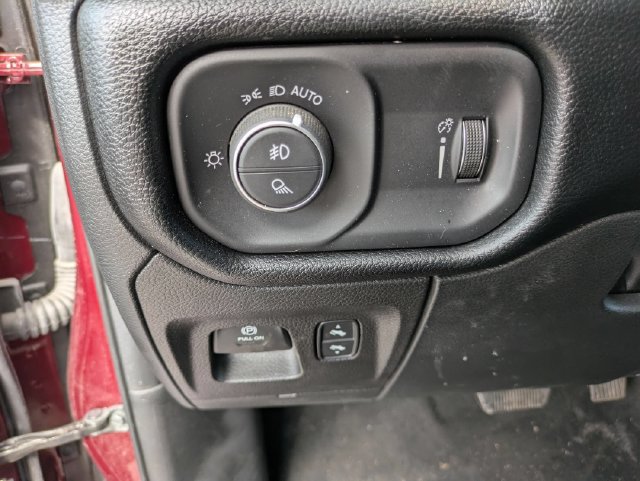 Used 2022 RAM 1500 Big Horn AWD/4WD image 16