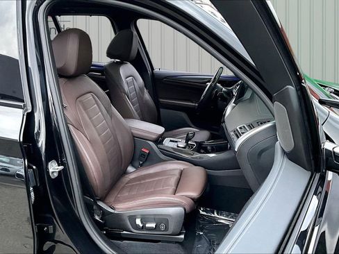 Used 2023 BMW X3 M40i AWD/4WD image 29