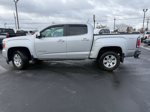 Used 2017 GMC Canyon SLE w/ SLE Convenience Package image 8