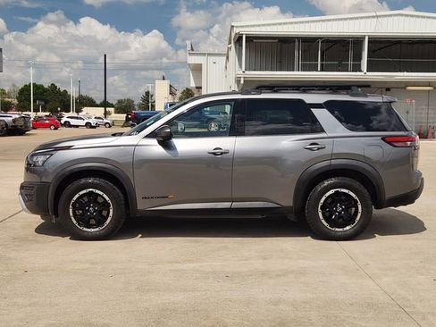 Used 2023 Nissan Pathfinder Rock Creek AWD/4WD image 4