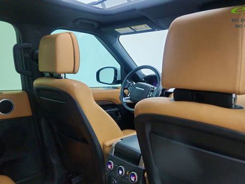 Used 2019 Land Rover Discovery HSE Luxury AWD/4WD image 28