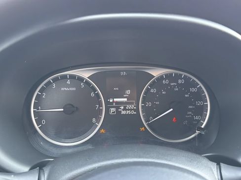 Used 2024 Nissan Kicks S FWD image 19