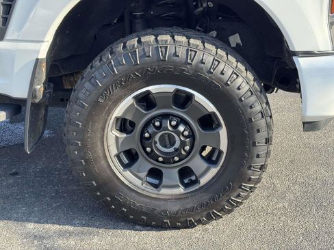 Used 2024 Ford F250 Lariat w/ Lariat Ultimate Package image 7