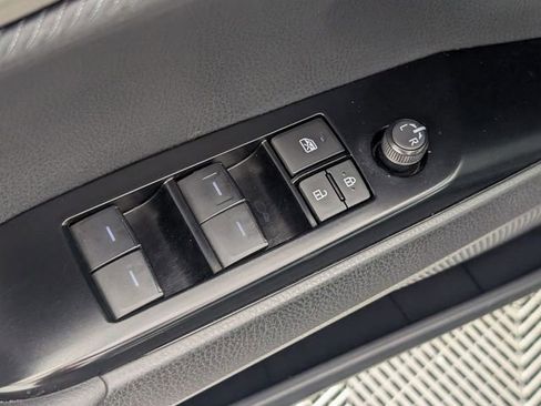 Used 2025 Toyota Camry SE w/ Convenience Package FWD image 48