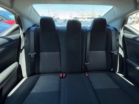Used 2025 Nissan Sentra SV FWD image 32