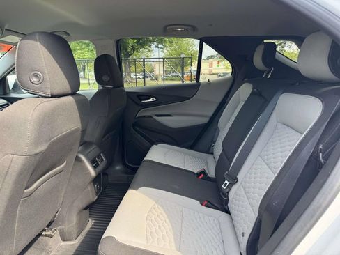 Used 2020 Chevrolet Equinox LT AWD/4WD image 14