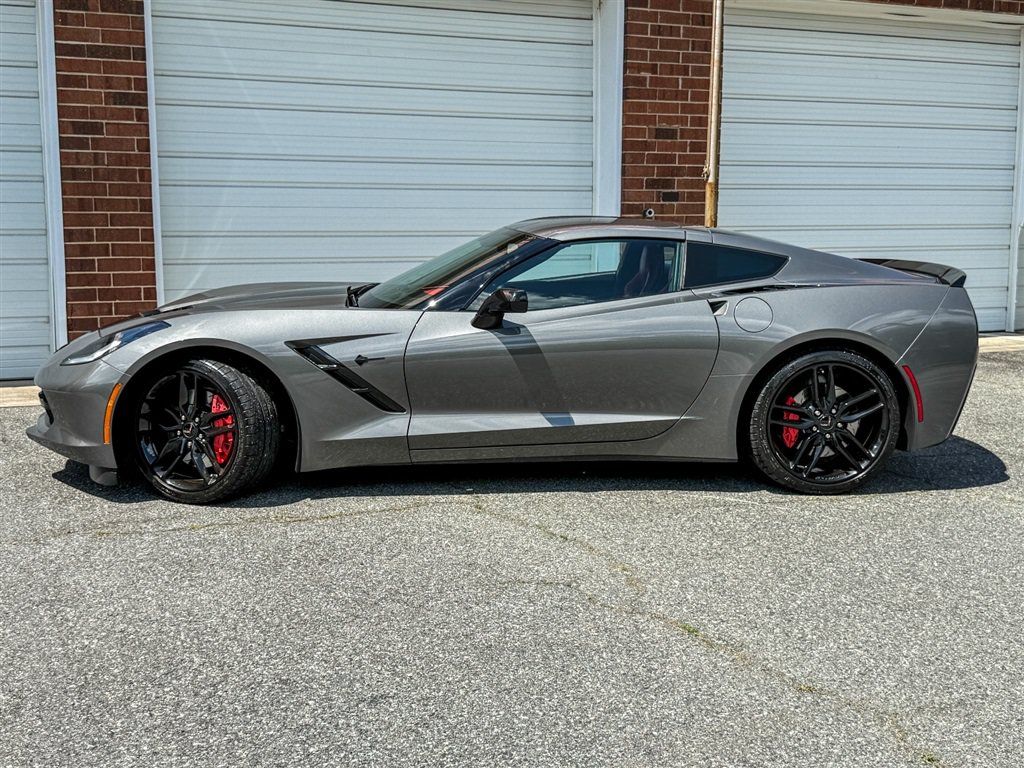 Used 2016 Chevrolet Corvette Stingray Coupe RWD image 4