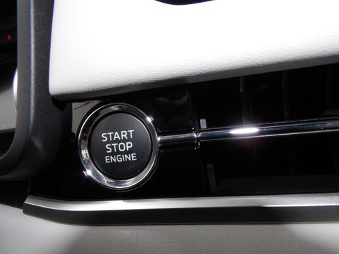 New 2026 Mitsubishi Outlander Trail Edition image 23