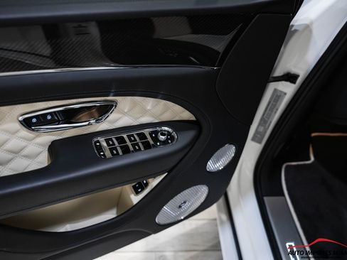 Used 2022 Bentley Bentayga Speed image 43