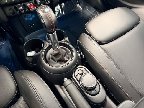 Used 2019 MINI Cooper S FWD image 37
