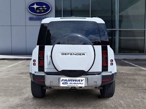 Used 2024 Land Rover Defender 110 S AWD/4WD image 5