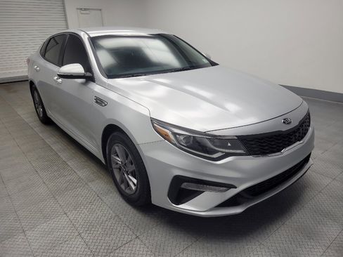 Used 2020 Kia Optima LX image 13