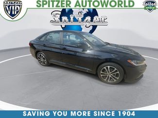 Used 2025 Volkswagen Jetta Sport FWD video 2