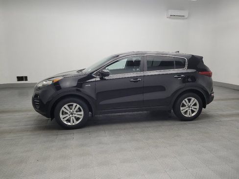 Used 2019 Kia Sportage LX image 2