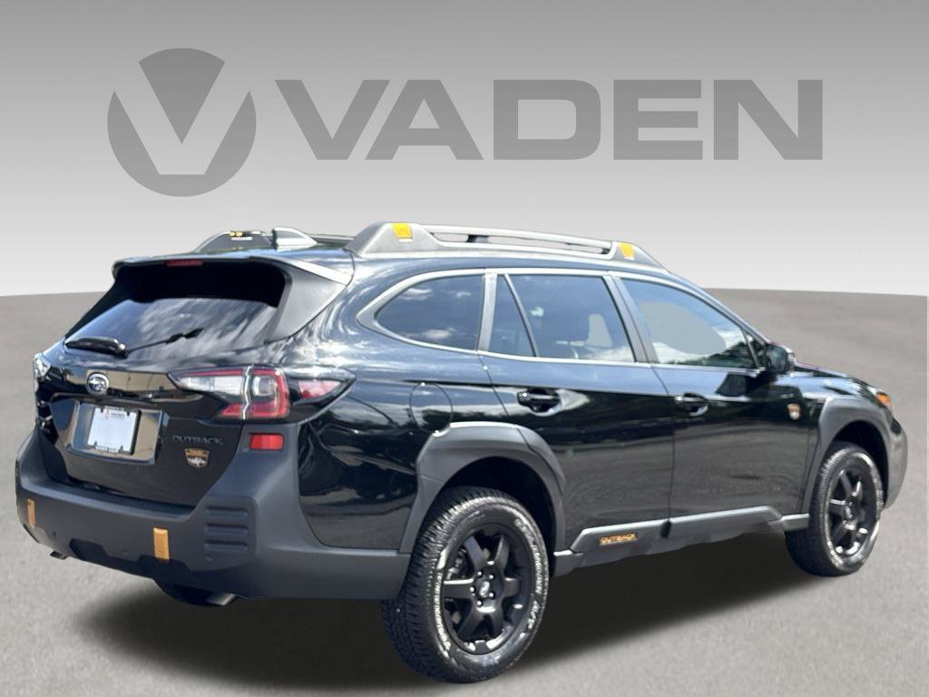 Used 2025 Subaru Outback Wilderness AWD/4WD image 7