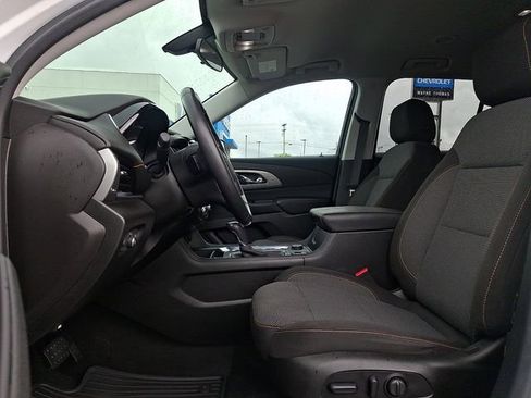 Used 2018 Chevrolet Traverse LT FWD image 13