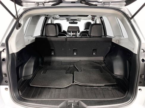 Used 2018 Subaru Forester 2.5i Touring w/ Popular Package #2 image 10