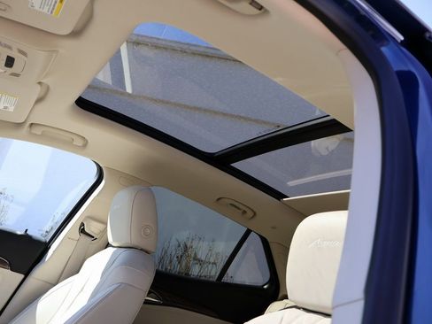 Certified 2023 Buick Envision Avenir image 42