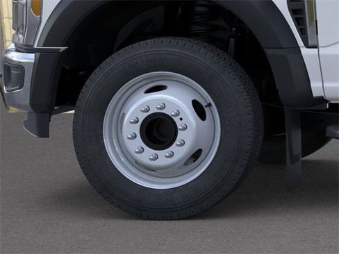 New 2026 Ford F450 XL w/ XL Chrome Package image 19