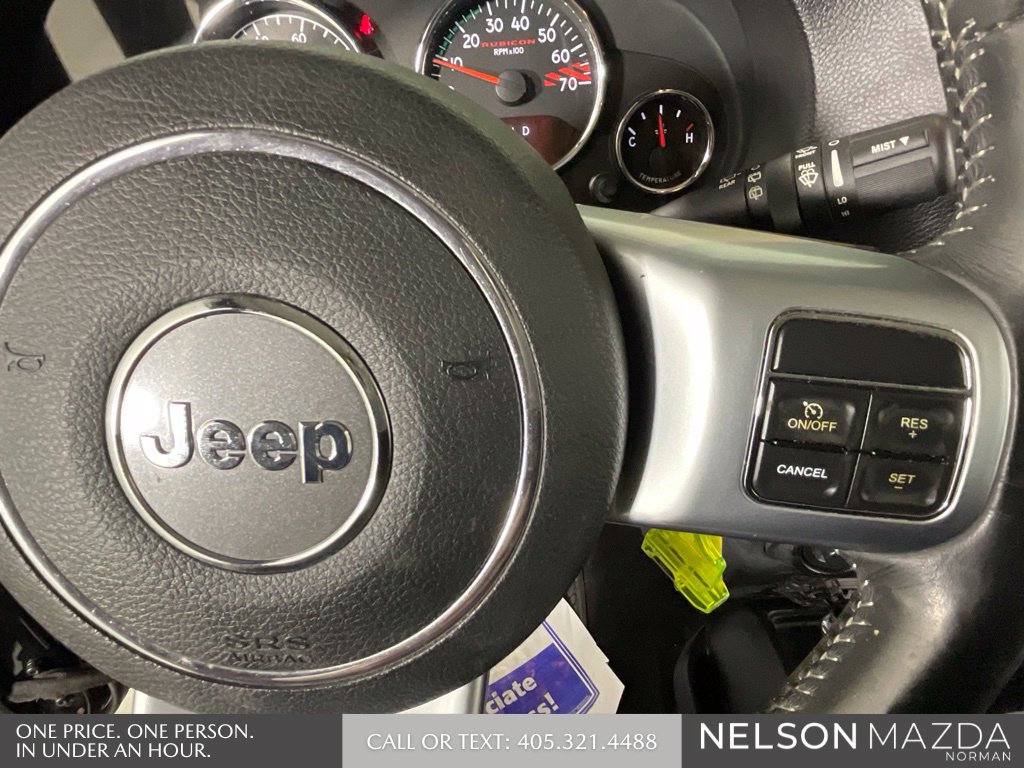 Used 2017 Jeep Wrangler Unlimited Rubicon AWD/4WD image 45
