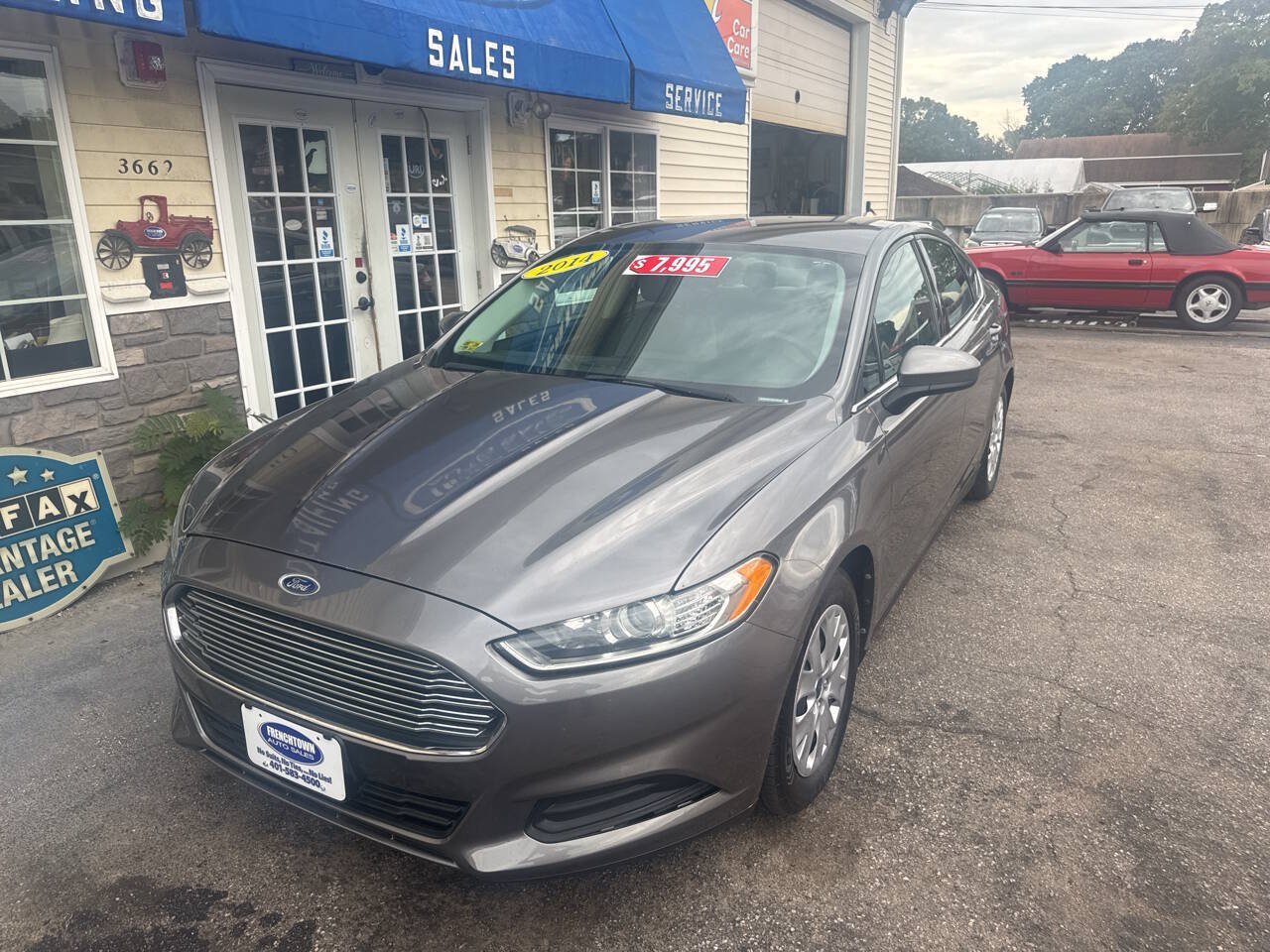 Used 2013 Ford Fusion S FWD image 4