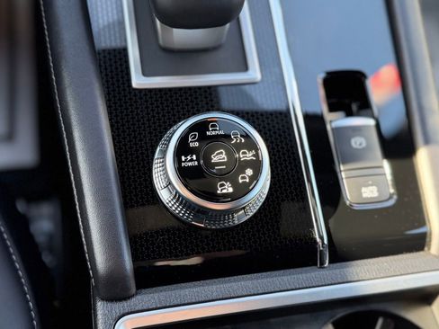 Used 2025 Mitsubishi Outlander SEL Black Edition image 20