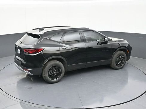 New 2025 Chevrolet Blazer LT w/ Midnight/Sport Edition FWD image 60