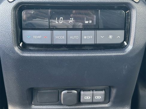 Used 2025 Toyota Land Cruiser image 20