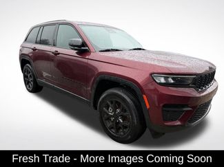 Used 2024 Jeep Grand Cherokee Altitude AWD/4WD video 1