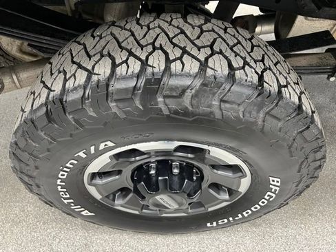 Used 2024 Ford F350 Lariat w/ Lariat Ultimate Package image 15