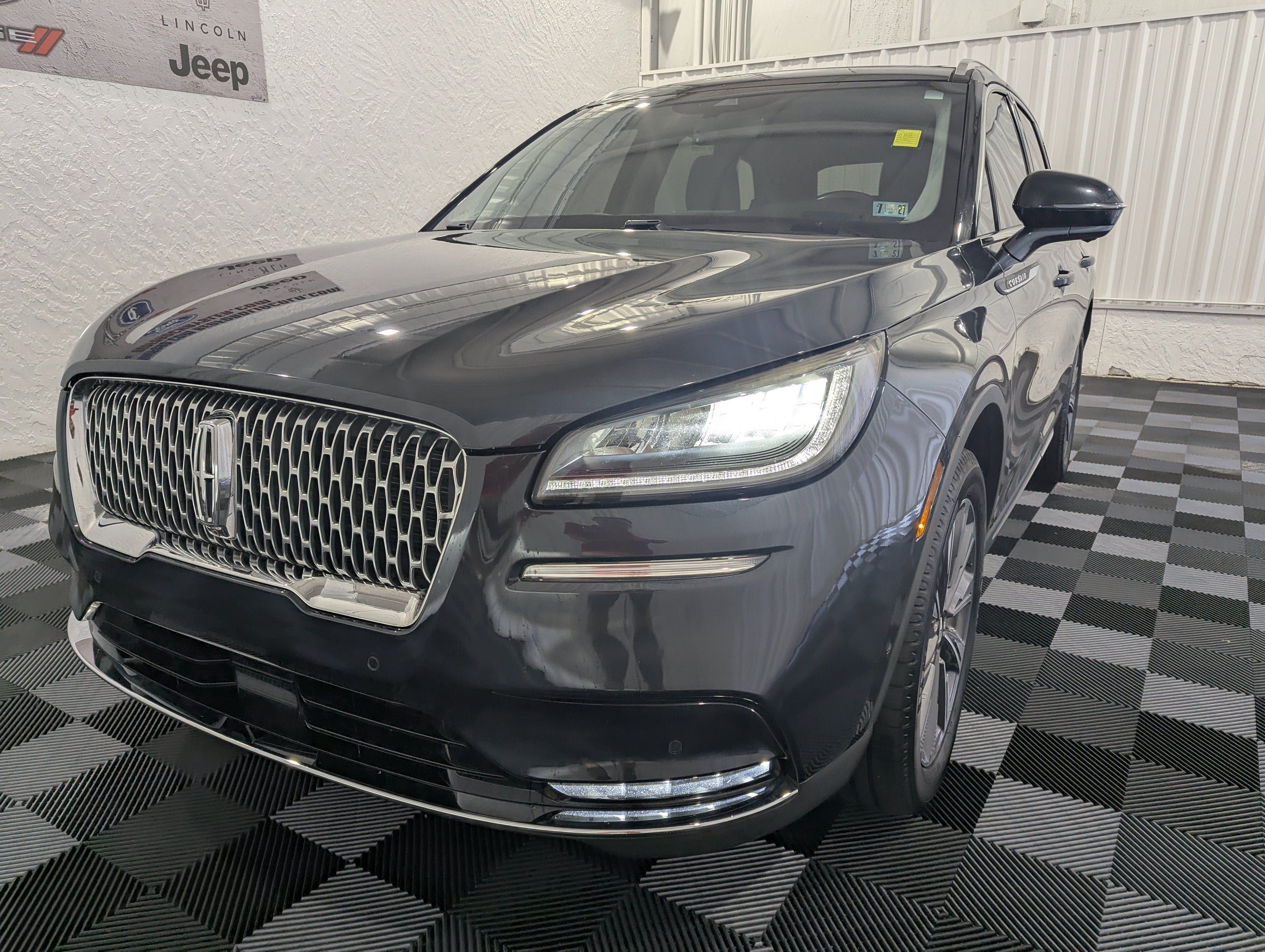 Used 2021 Lincoln Corsair Reserve w/ Equipment Group 201A AWD/4WD image 3