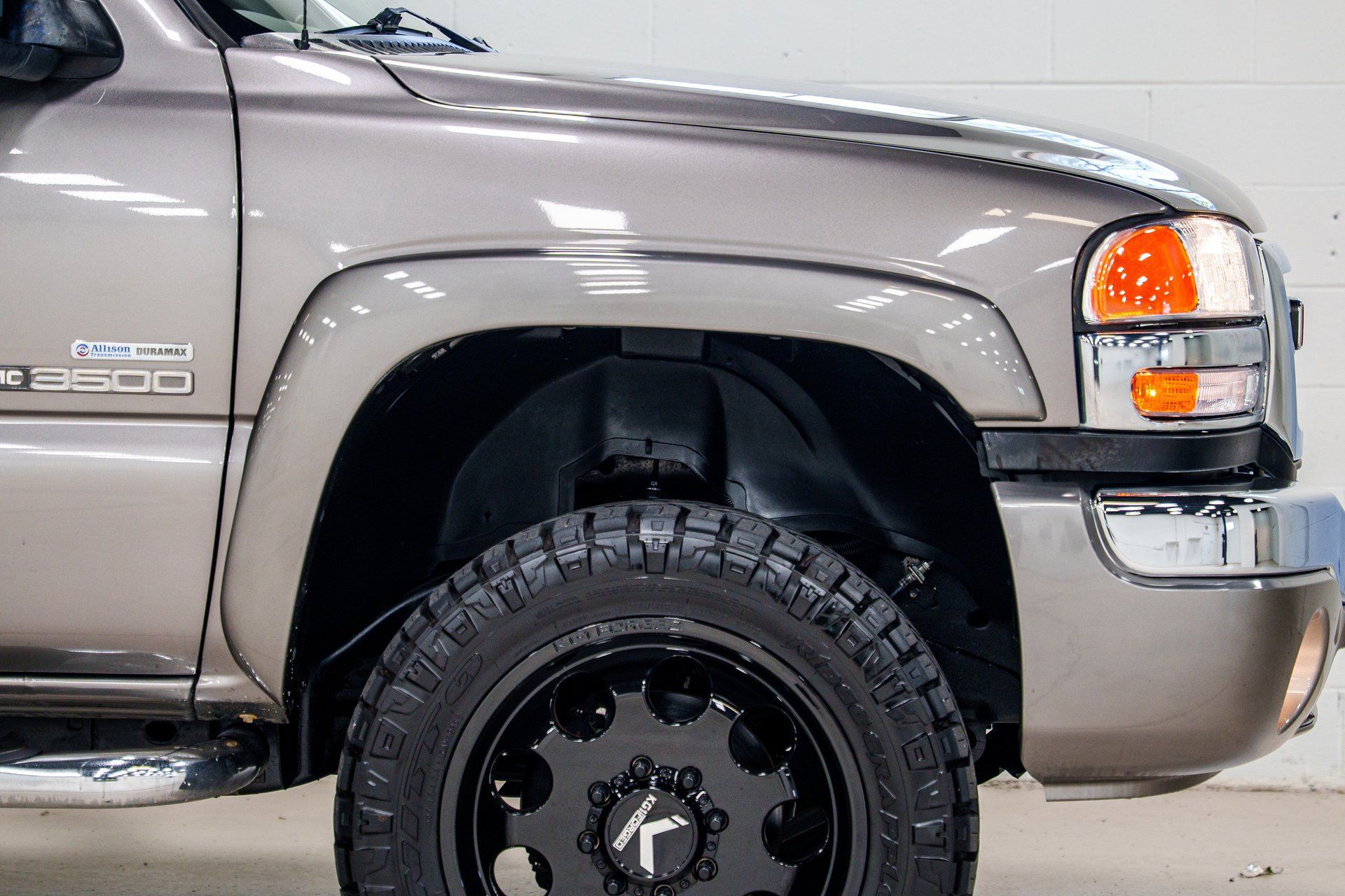 Used 2007 GMC Sierra 3500 SLT w/ Heavy-Duty Power Package AWD/4WD image 20