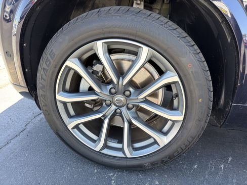 Used 2019 Volvo XC90 T5 Momentum w/ Advanced Package image 40