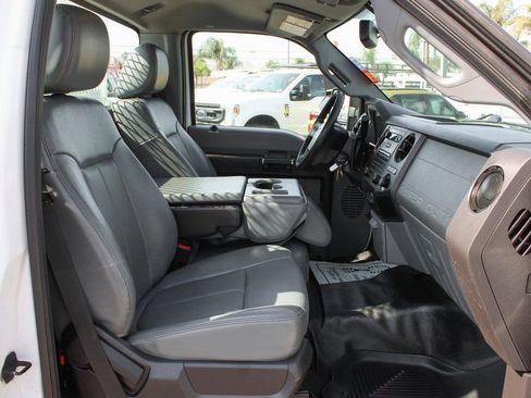 Used 2016 Ford F250 XL w/ Power Equipment Group image 34