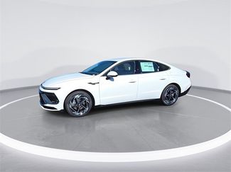 New 2026 Hyundai Sonata SEL video 4