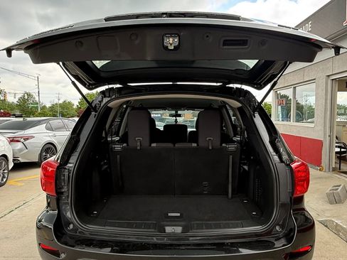 Used 2018 Nissan Pathfinder S AWD/4WD image 20