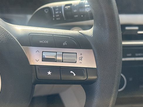Used 2025 Hyundai Tucson SEL FWD image 25