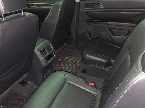 Used 2018 Volkswagen Atlas SEL FWD image 9