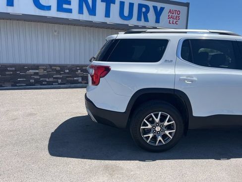 Used 2023 GMC Acadia SLT AWD/4WD image 13