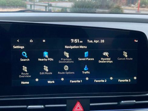 Used 2025 Hyundai Elantra SEL FWD image 19