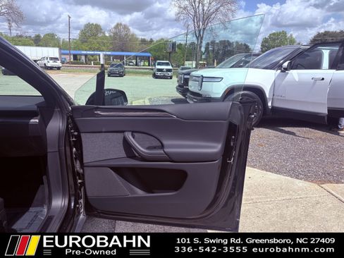 Used 2023 Tesla Model X AWD/4WD image 25