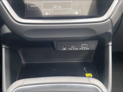 Used 2025 Subaru Crosstrek 2.5i Wilderness image 33